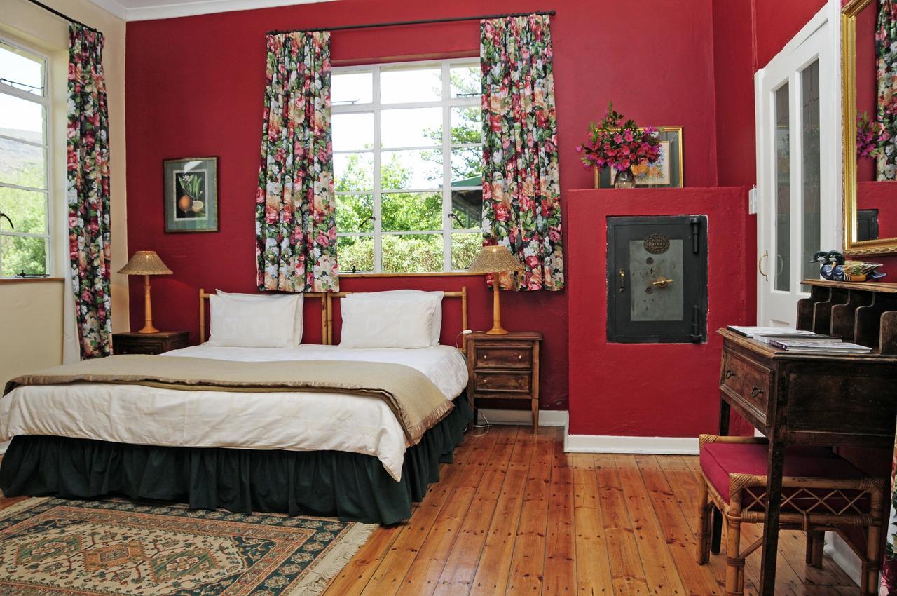 Mkomazana Mountain Cottages Himeville Bagian luar foto